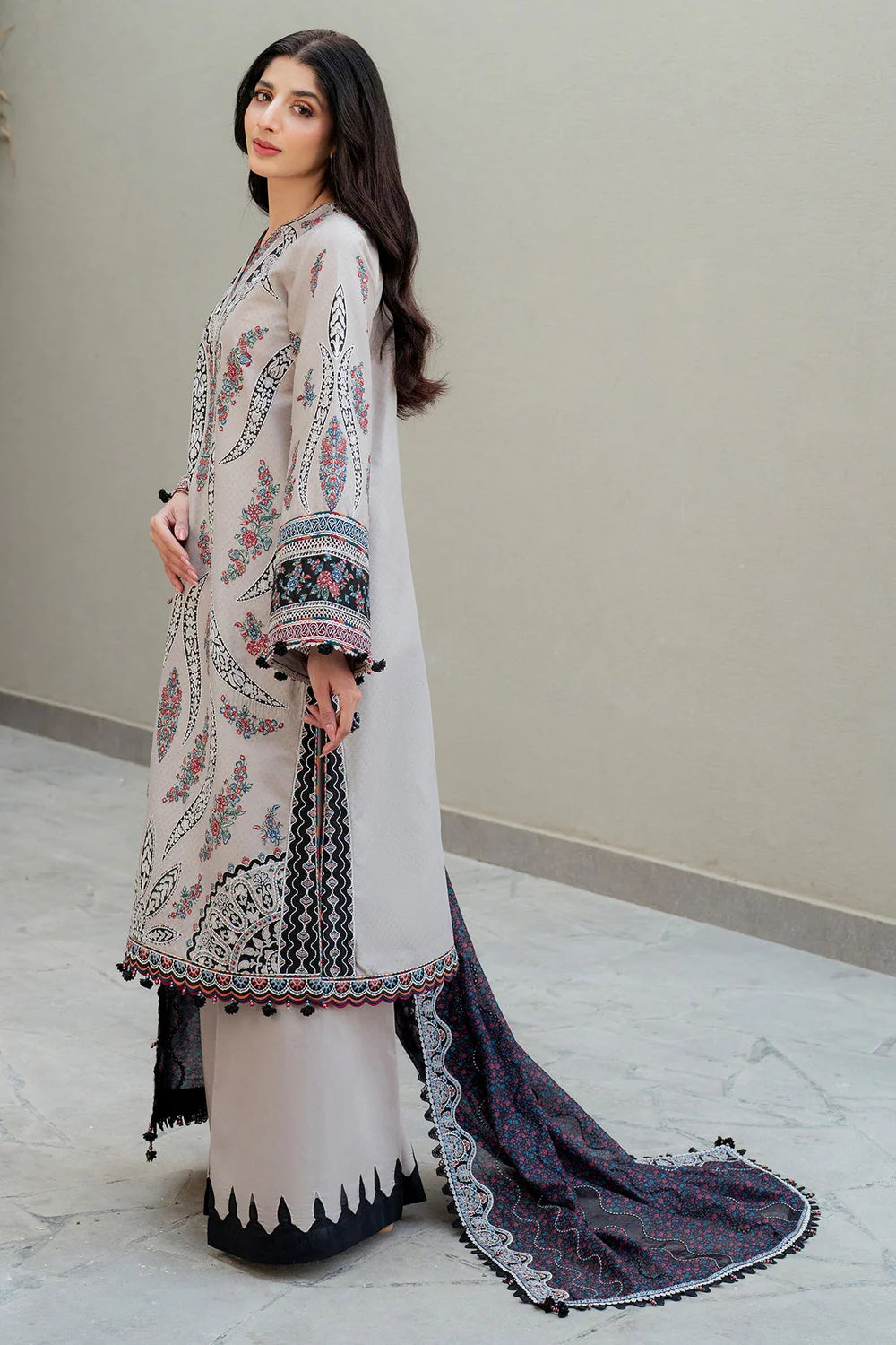 JAZMIN | SHAHKAR EID COLLECTION | EMBROIDERED LUXURY LAWN SL25-D7