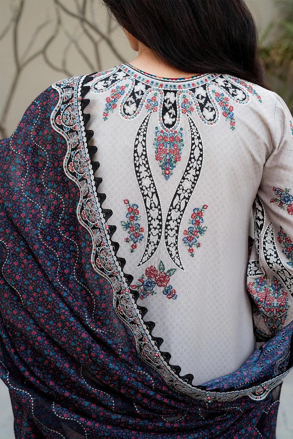 JAZMIN | SHAHKAR EID COLLECTION | EMBROIDERED LUXURY LAWN SL25-D7