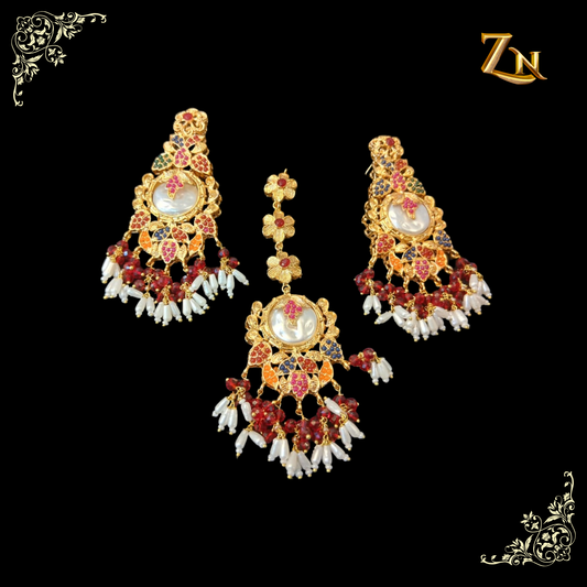 Teeka and earrings in kundan style