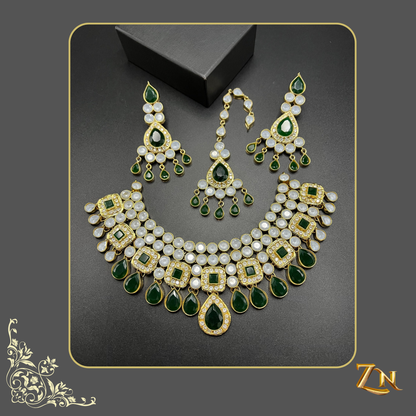 A majestic Kundan set