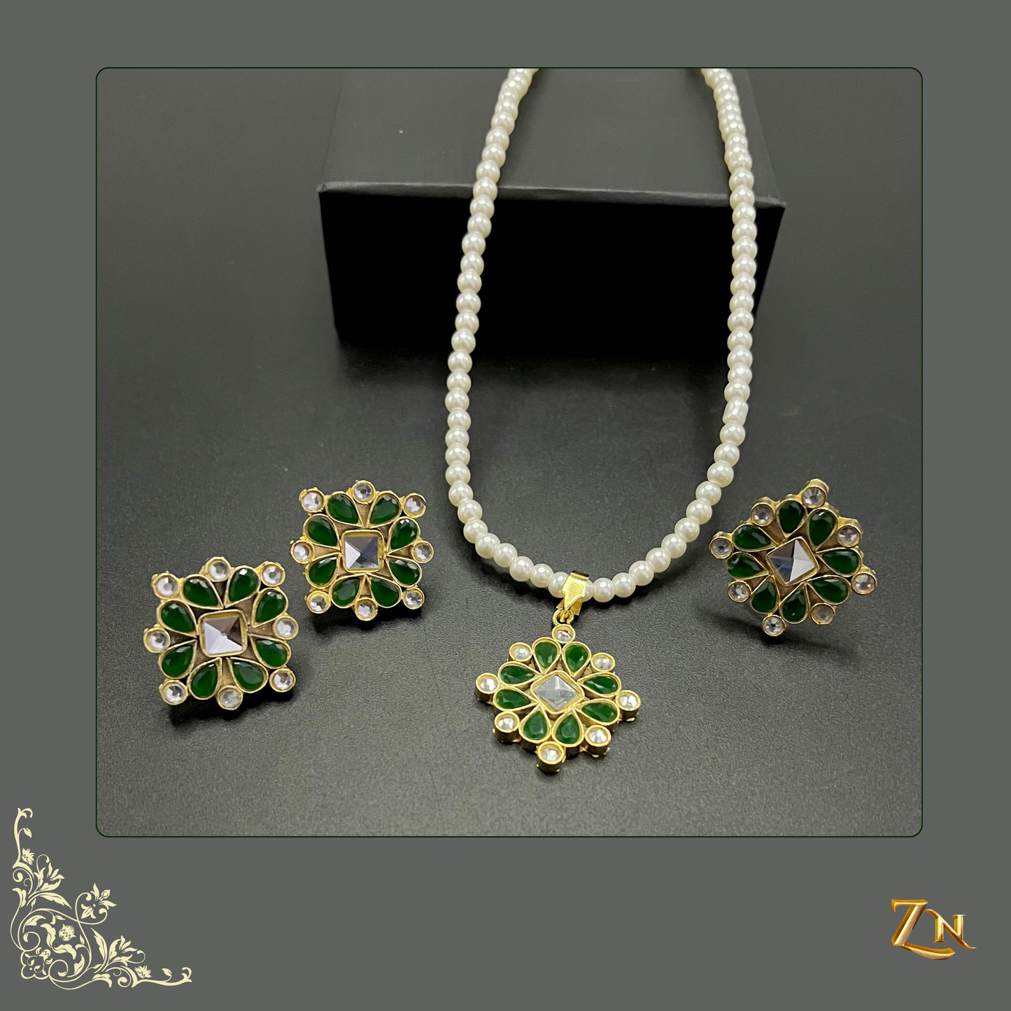 Kundan Locket Set